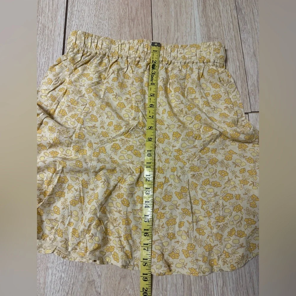 Pull On Swing Mini Skirt in Piccola Floral - Picture 6 of 8